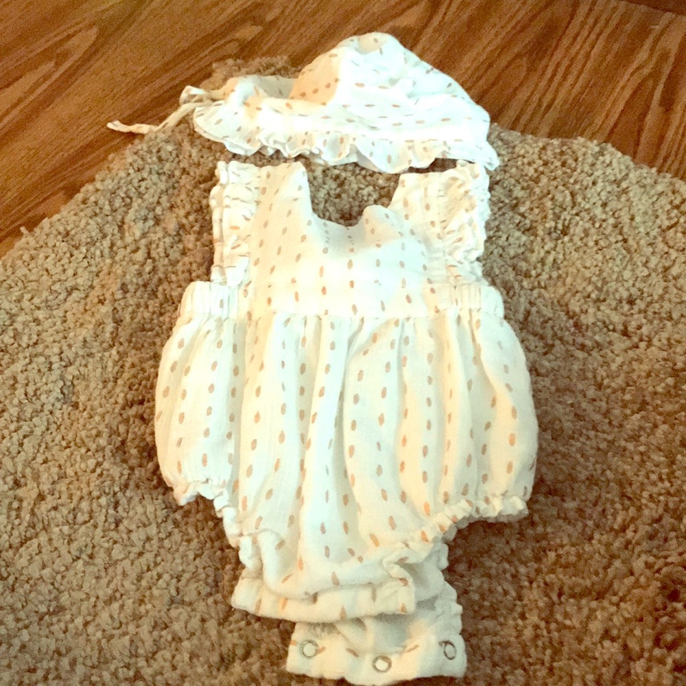 Newborn with bonnet